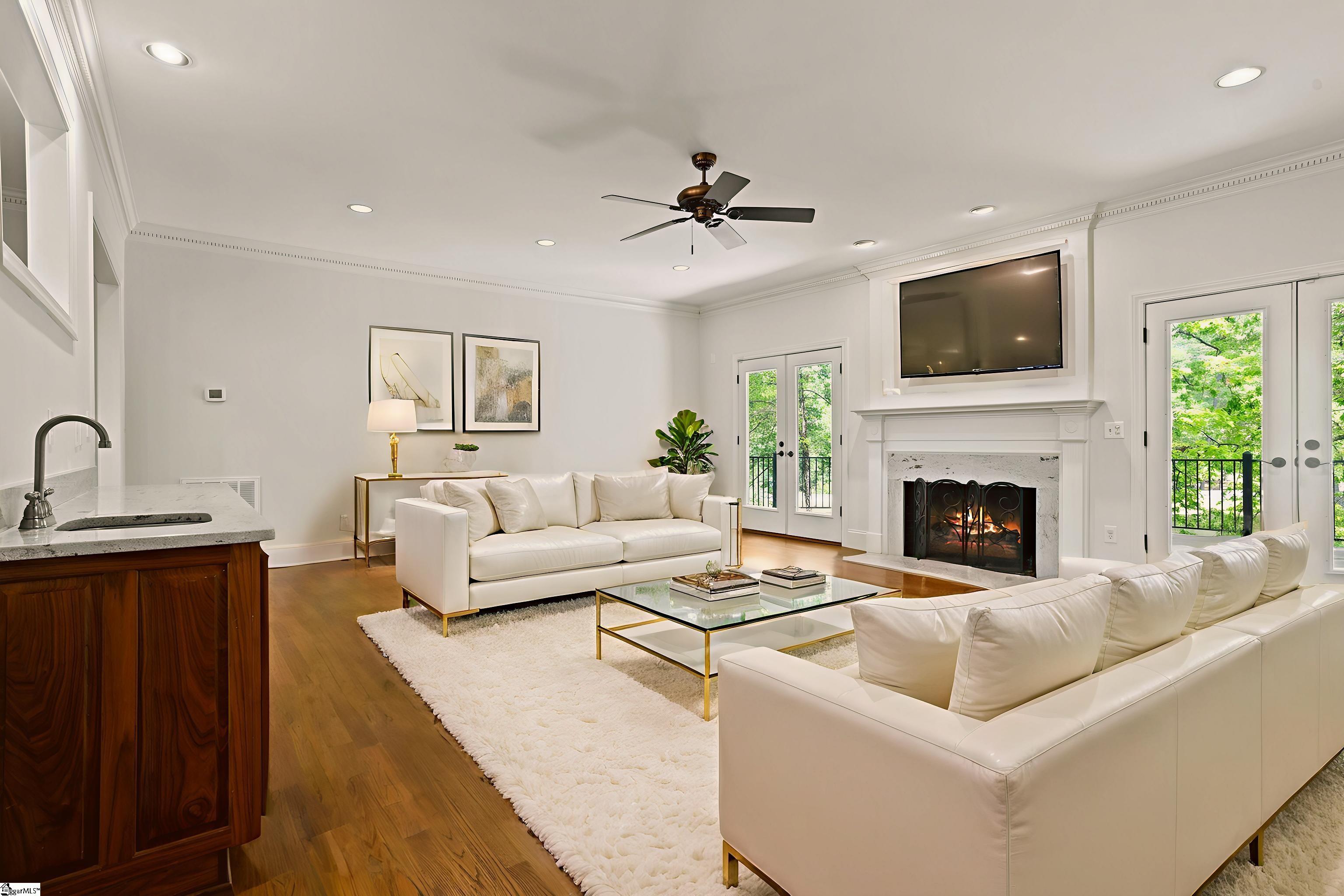 103 Greenleaf Lane