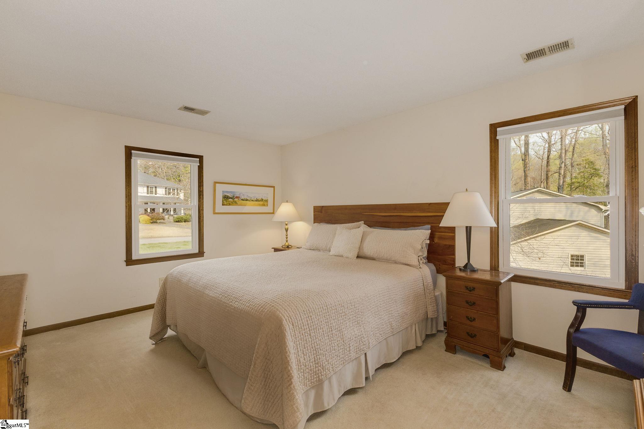 Greenville, South Carolina 29615, United States, 4 Bedrooms Bedrooms, ,3 BathroomsBathrooms,Residential,Contingent,109052