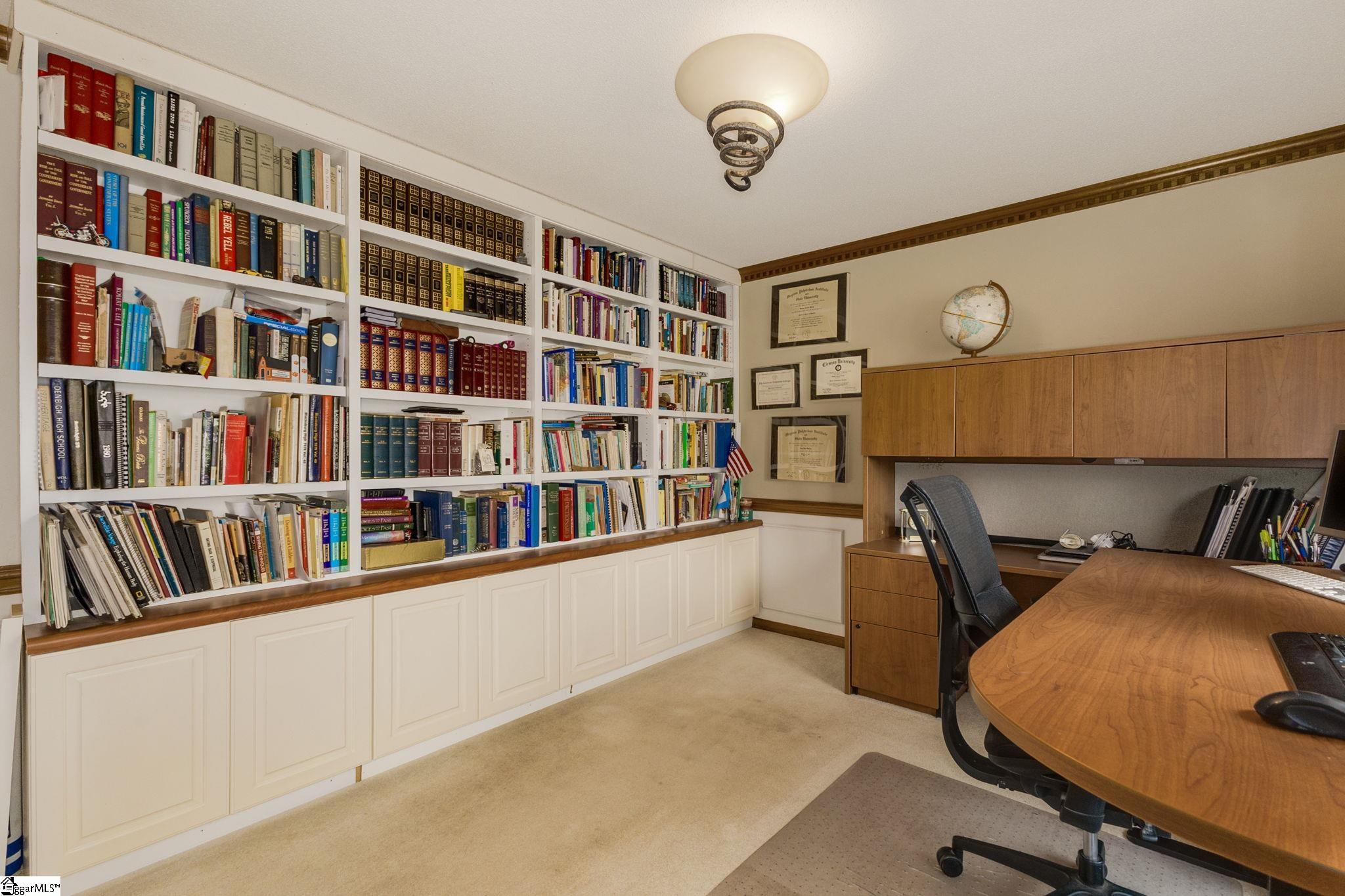 Greenville, South Carolina 29615, United States, 4 Bedrooms Bedrooms, ,3 BathroomsBathrooms,Residential,Contingent,109052