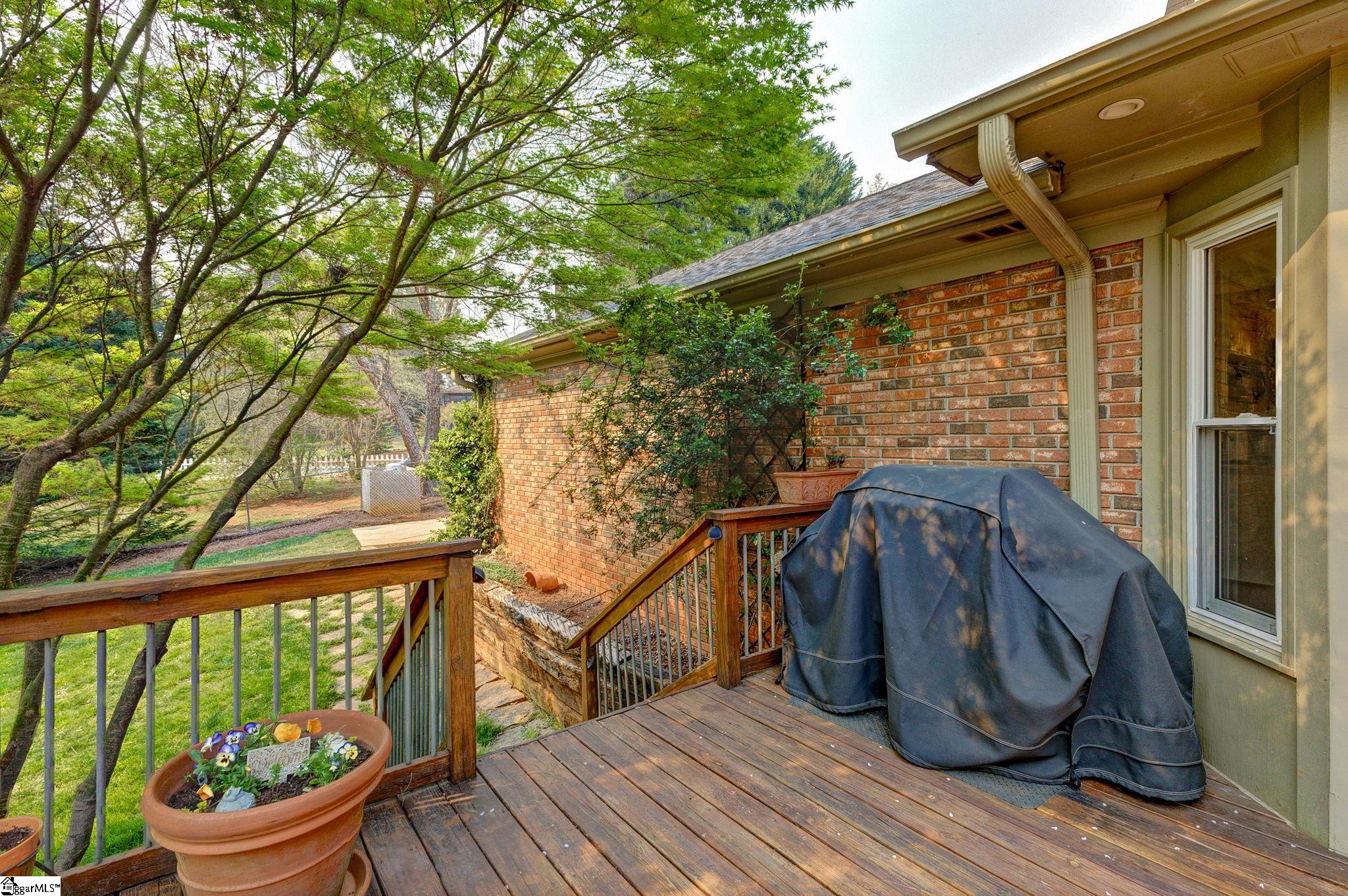 Greenville, South Carolina 29615, United States, 4 Bedrooms Bedrooms, ,3 BathroomsBathrooms,Residential,Contingent,109052