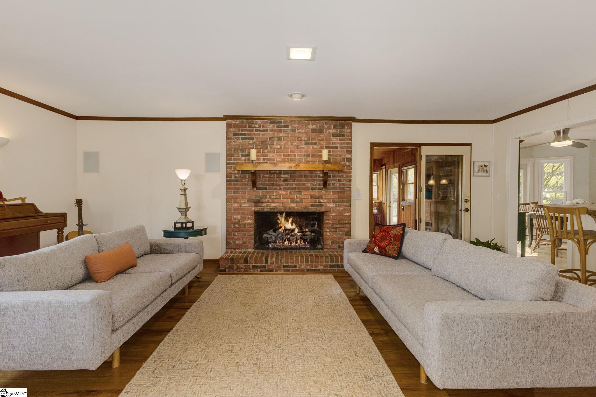 Greenville, South Carolina 29615, United States, 4 Bedrooms Bedrooms, ,3 BathroomsBathrooms,Residential,Contingent,109052