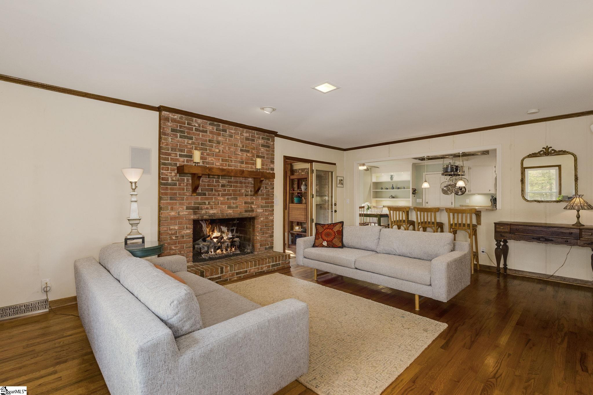 Greenville, South Carolina 29615, United States, 4 Bedrooms Bedrooms, ,3 BathroomsBathrooms,Residential,Contingent,109052