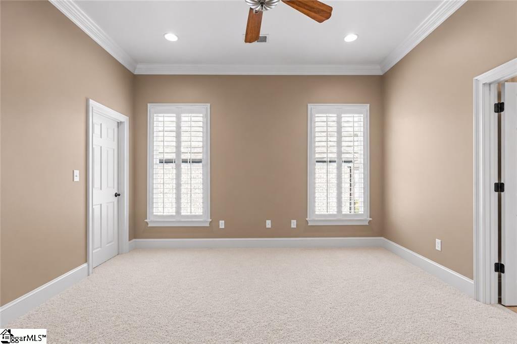 Custom-built executive home on Lake Hartwell offering exceptional qual – image 27