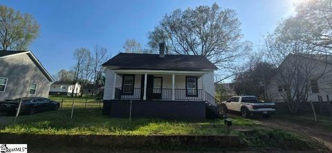 Photo of 22 S 6th Street, Greenville, SC 29611 (MLS # 1587370)