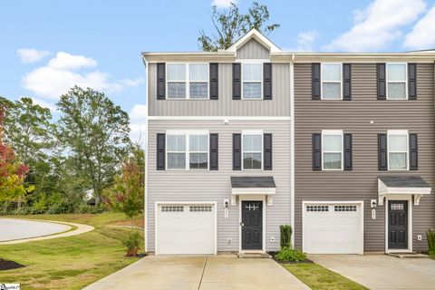 Photo of 201 Maple Forge Trail, Greenville, SC 29617 (MLS # 1571600)
