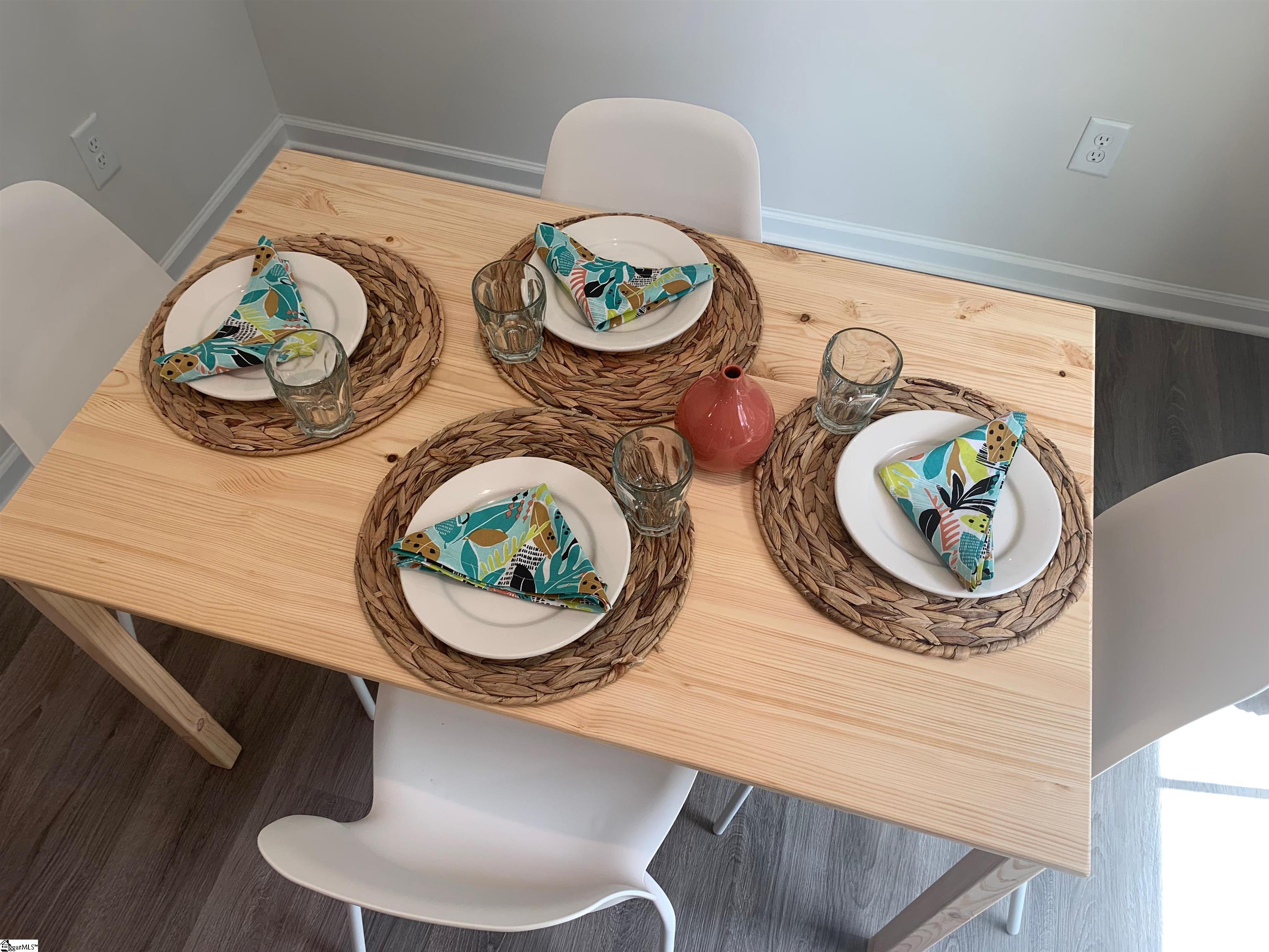 Greenville, South Carolina 29617, United States, 3 Bedrooms Bedrooms, ,3 BathroomsBathrooms,Residential,Active,216003