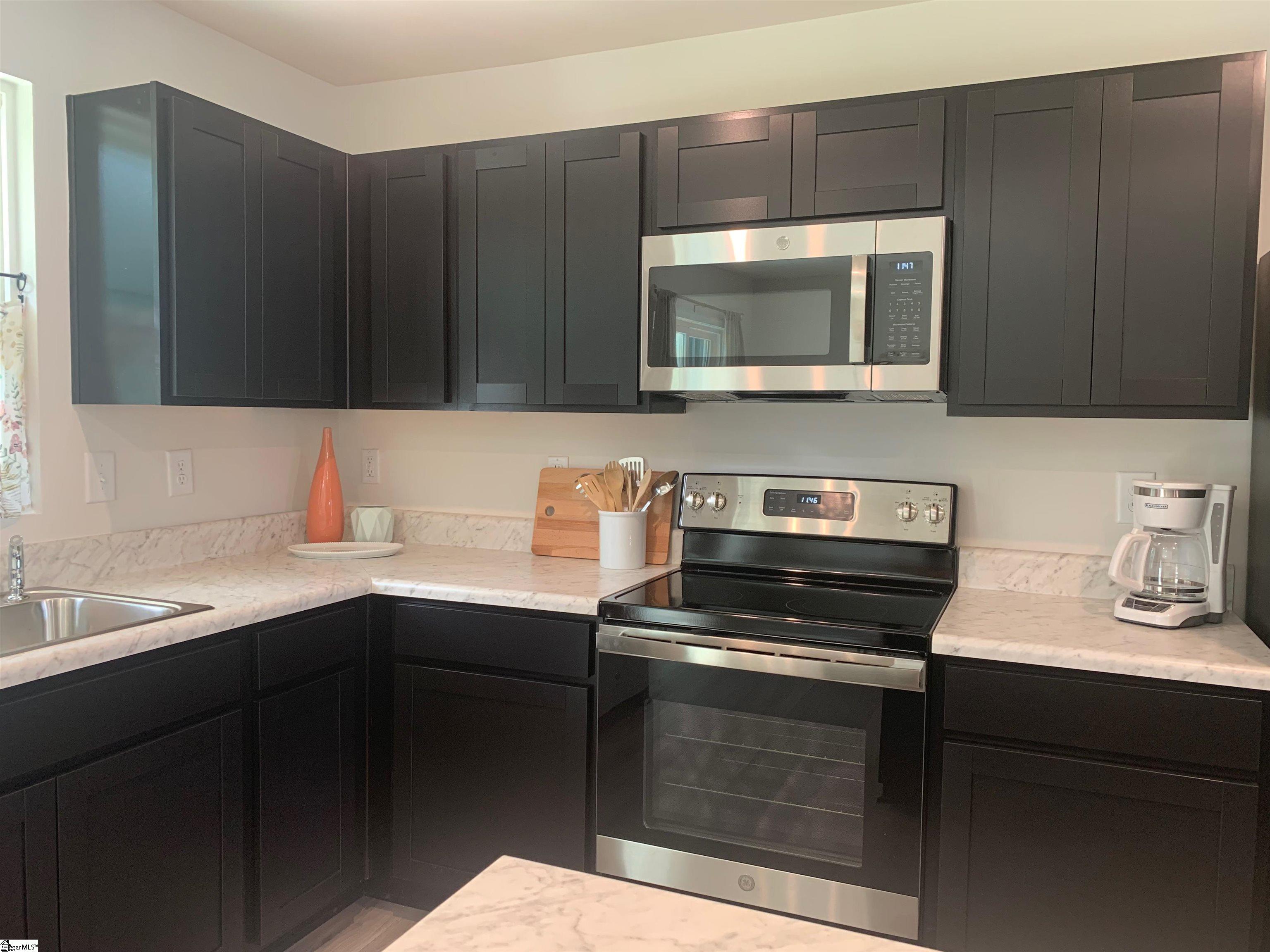 Greenville, South Carolina 29617, United States, 3 Bedrooms Bedrooms, ,3 BathroomsBathrooms,Residential,Active,216003