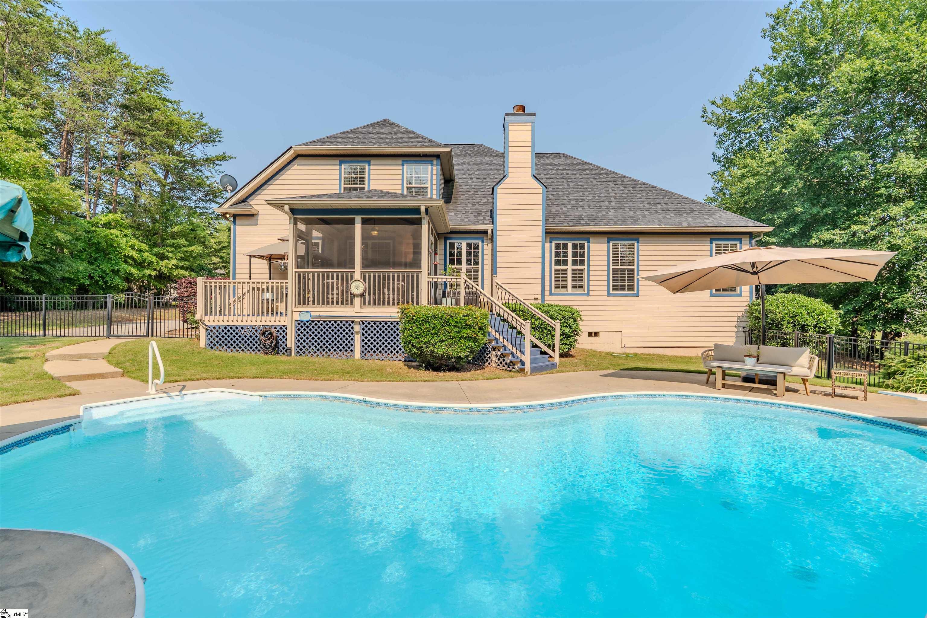 9 Windswept Knoll Drive