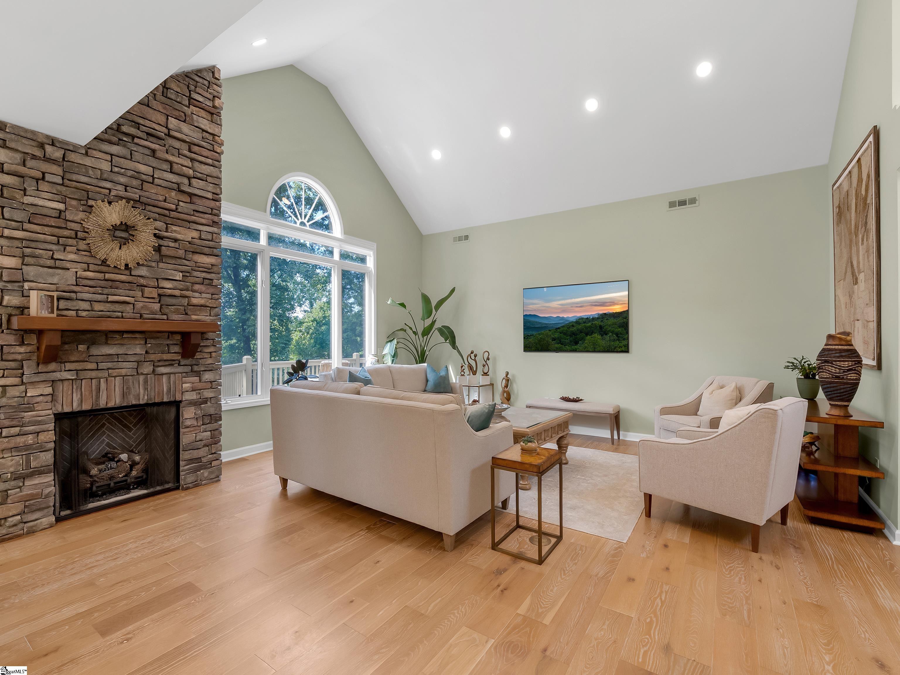 15 Grosbeak Way