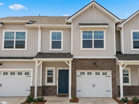 Photo of 314 Hollenbeck Place, Greenville, SC 29607 (MLS # 1588433)