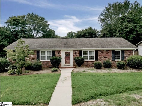 Photo of 101 Leeward Terrace, Greer, SC 29650 (MLS # 1602416)