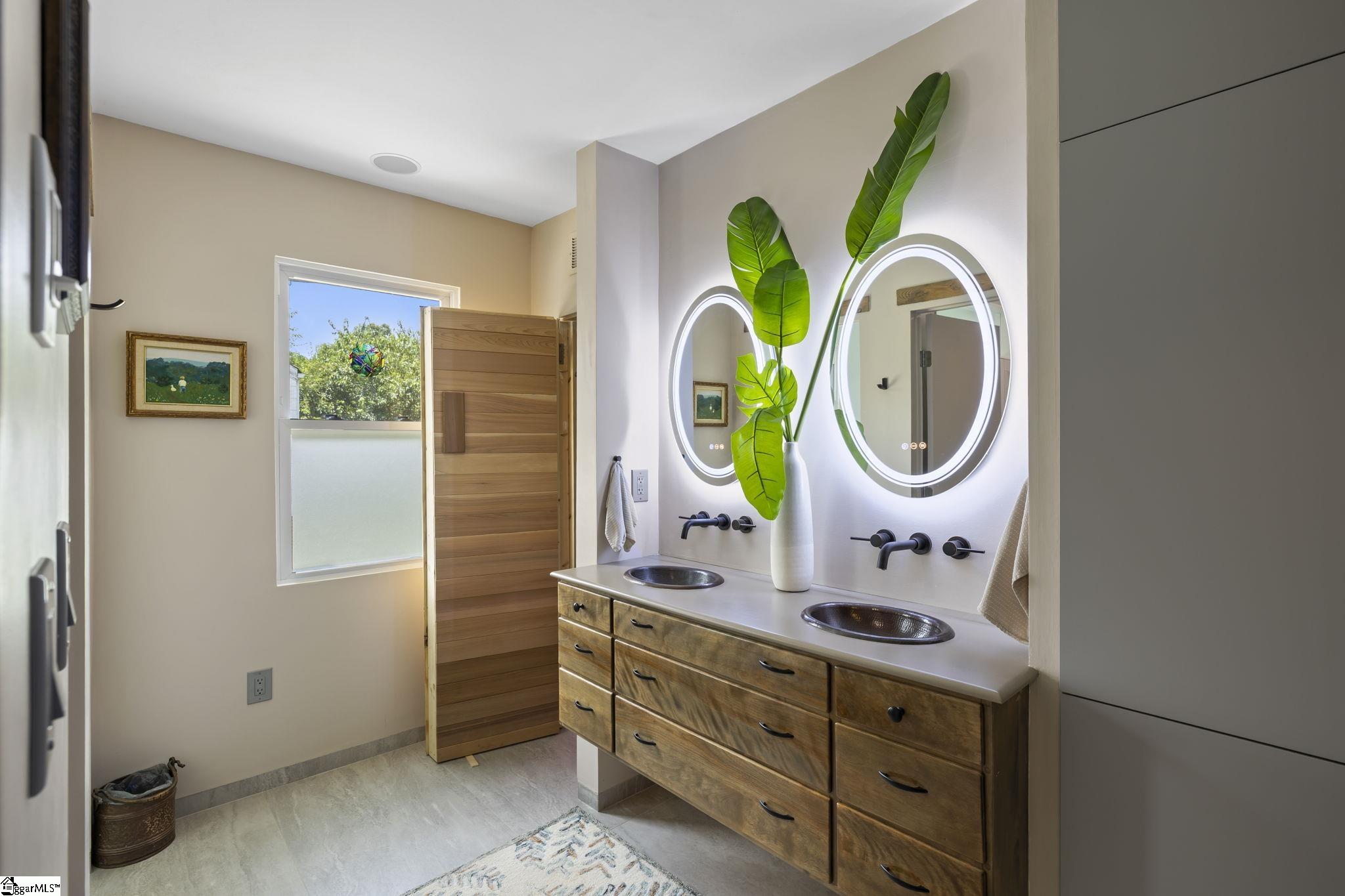 Greenville, South Carolina 29617, United States, 3 Bedrooms Bedrooms, ,2 BathroomsBathrooms,Residential,Active,163235