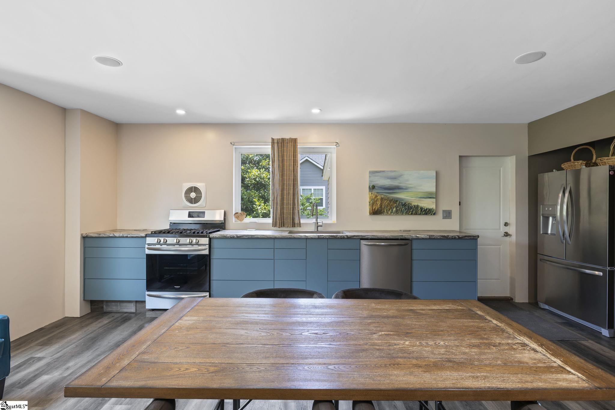 Greenville, South Carolina 29617, United States, 3 Bedrooms Bedrooms, ,2 BathroomsBathrooms,Residential,Active,163235