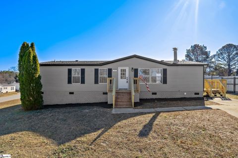 310 Walnut Court Fountain Inn SC 29644