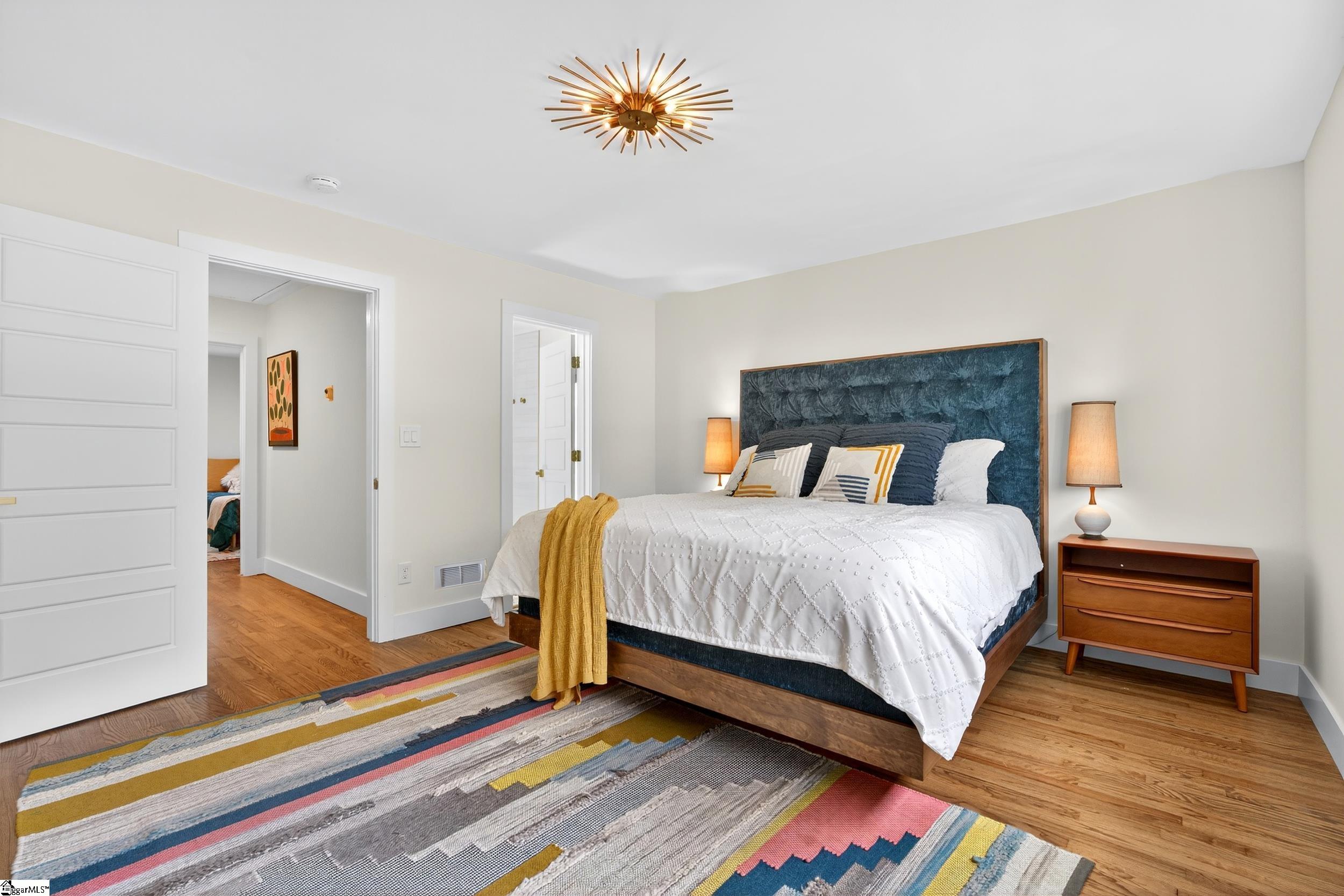 Greenville, South Carolina 29609, United States, 3 Bedrooms Bedrooms, ,2 BathroomsBathrooms,Residential,Pending,213607