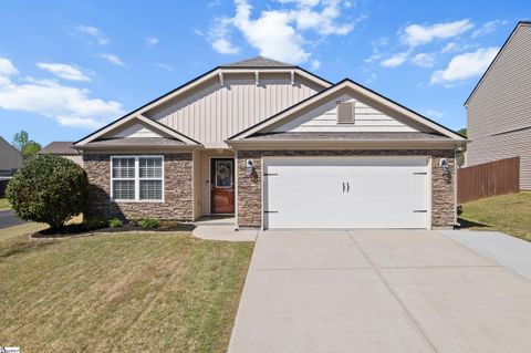 Photo of 348 Victory Lane, Moore, SC 29369 (MLS # 1587657)