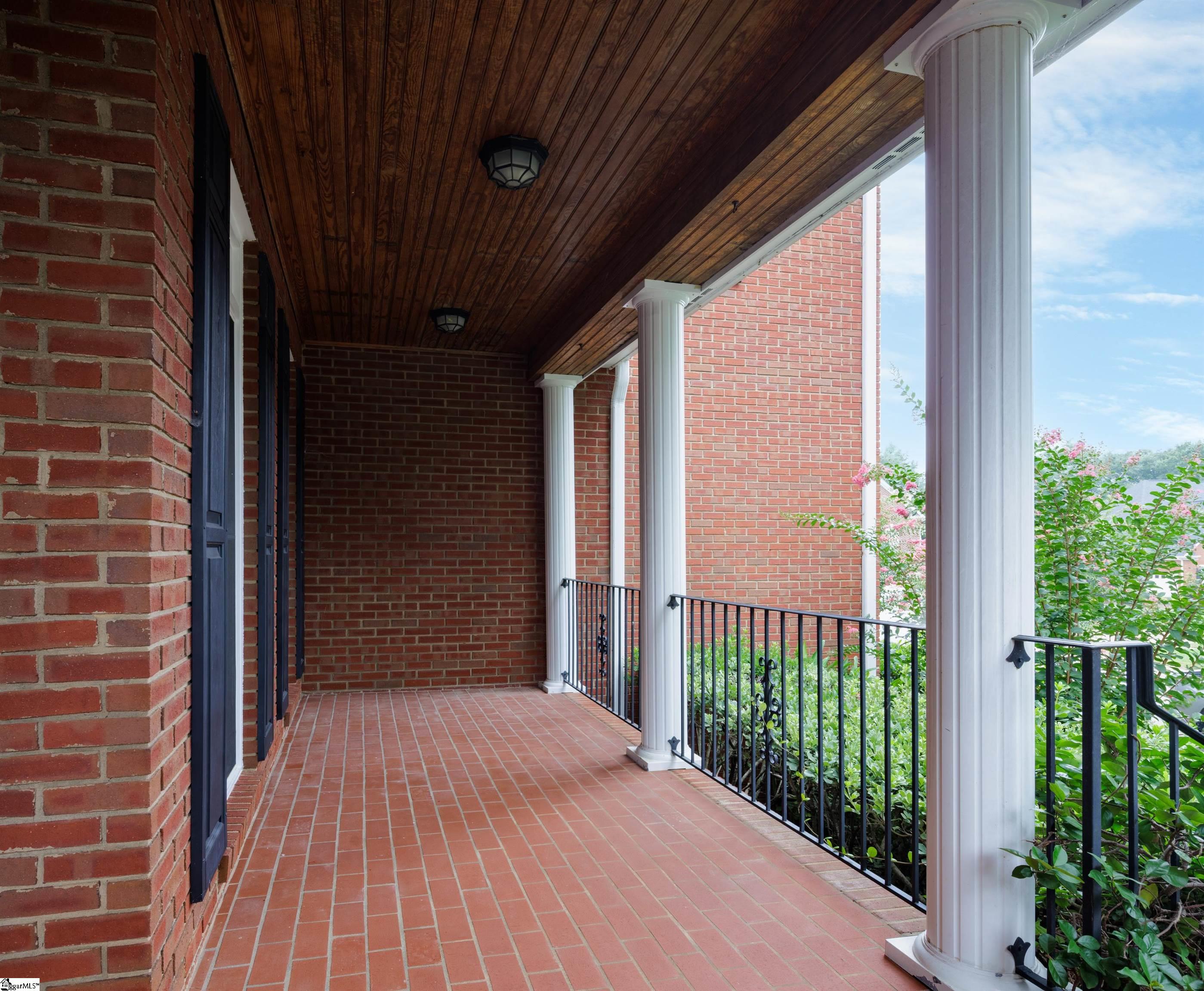 805 Carriage Hill Road