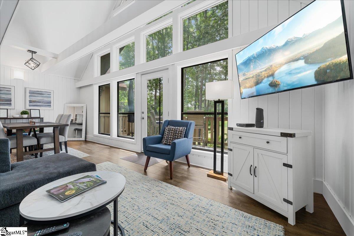 700 Captains Cove Court Unit 6