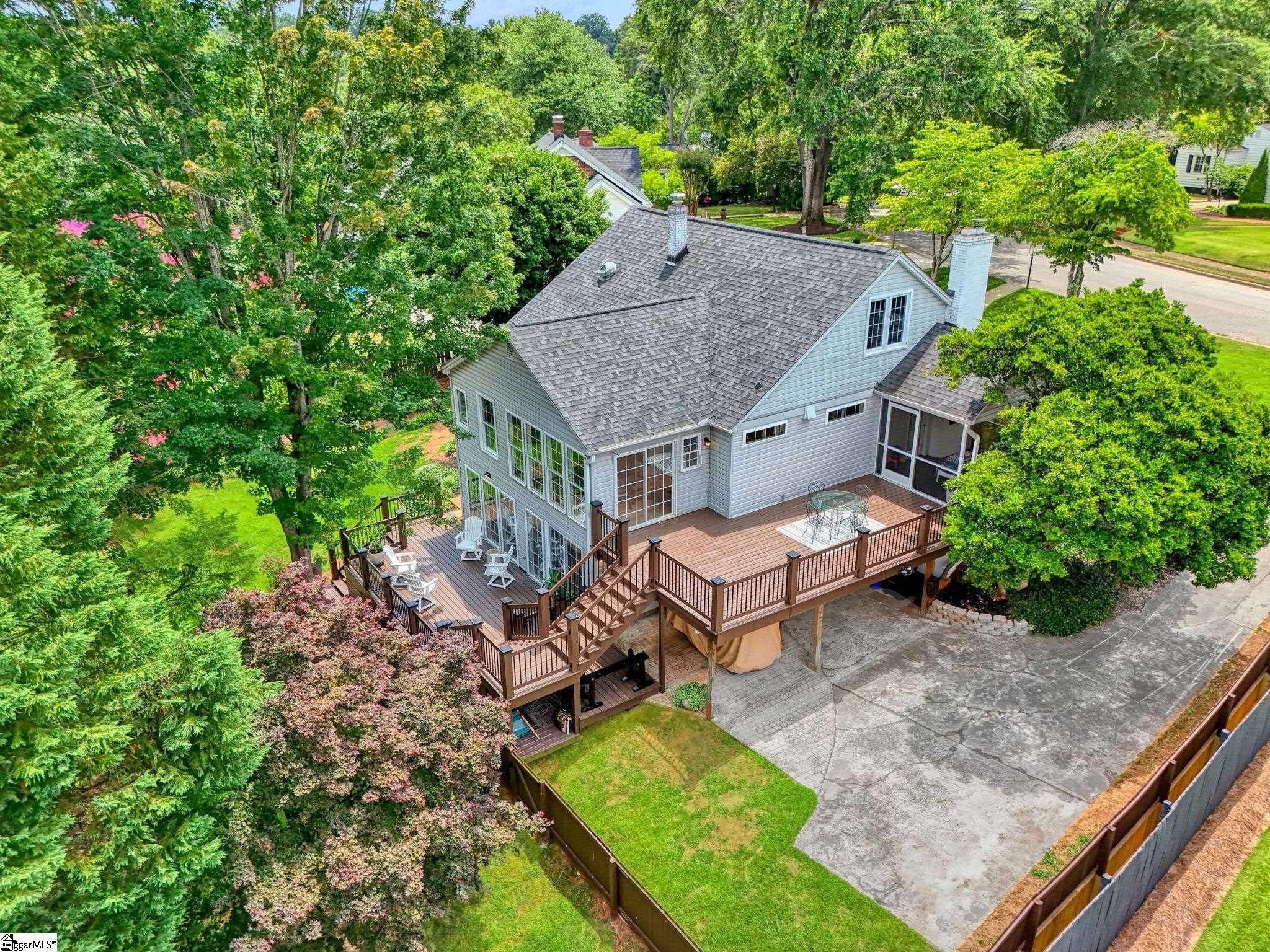 420 Longview Terrace