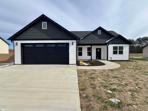 Photo of 549 Bill Lattimore Road, Chesnee, SC 29323 (MLS # 1580371)