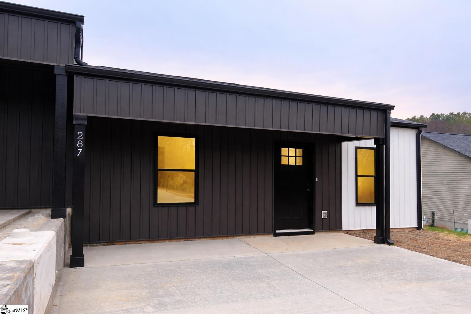 285/287 Scenic Avenue