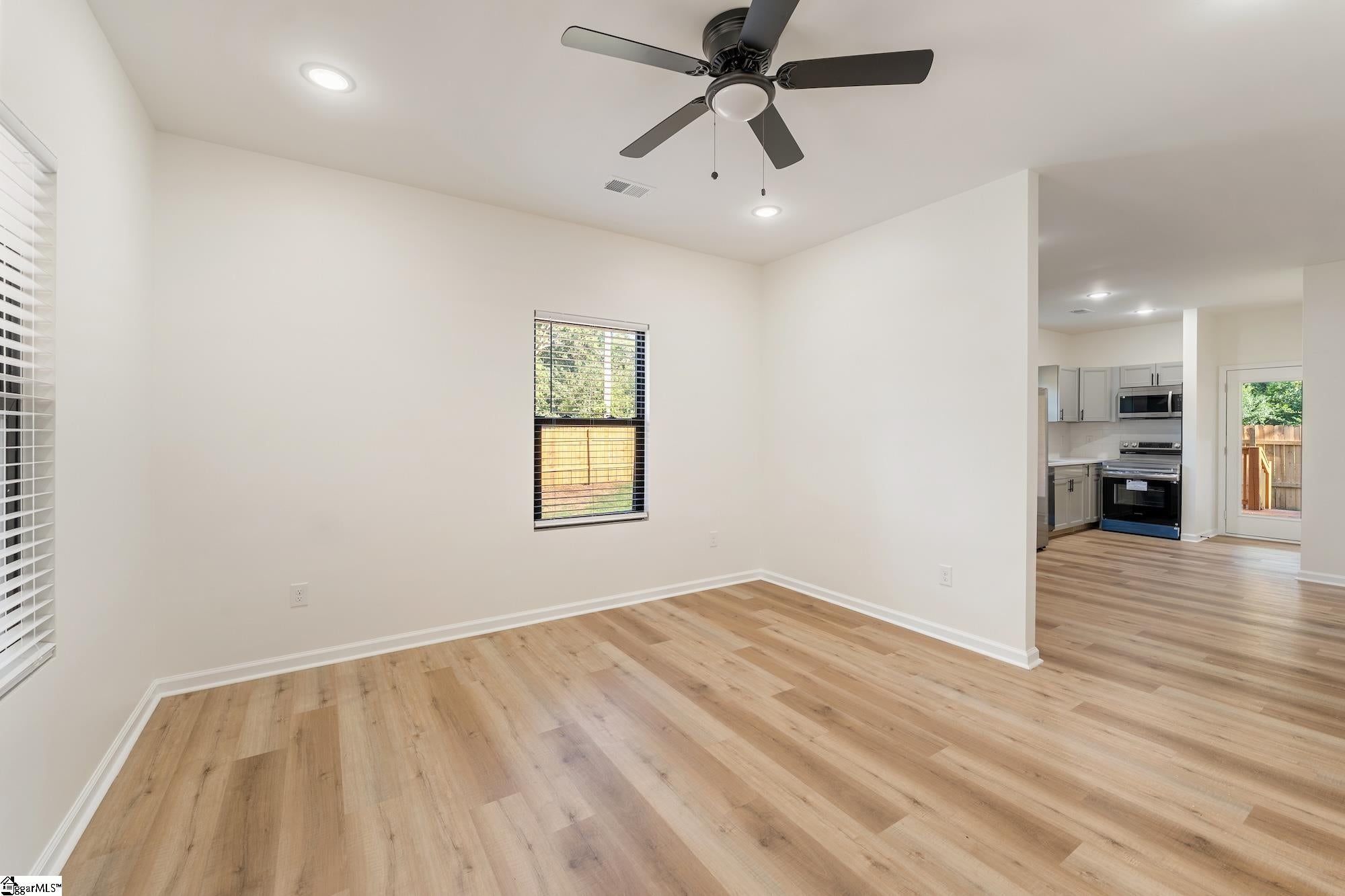 Real Estate Search 2 501 Rogers Street