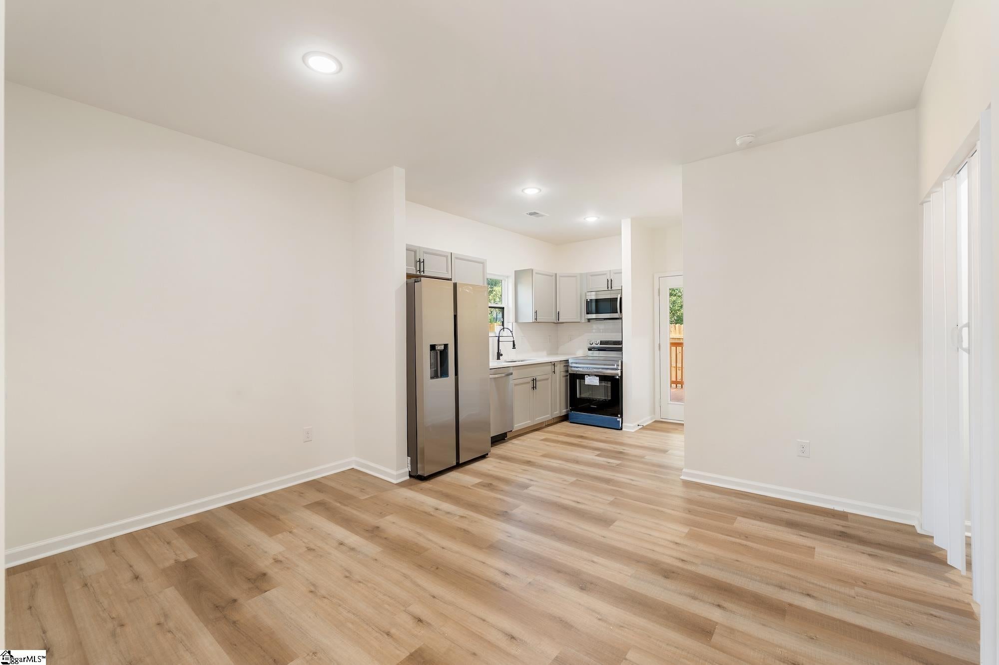 Real Estate Search 4 501 Rogers Street