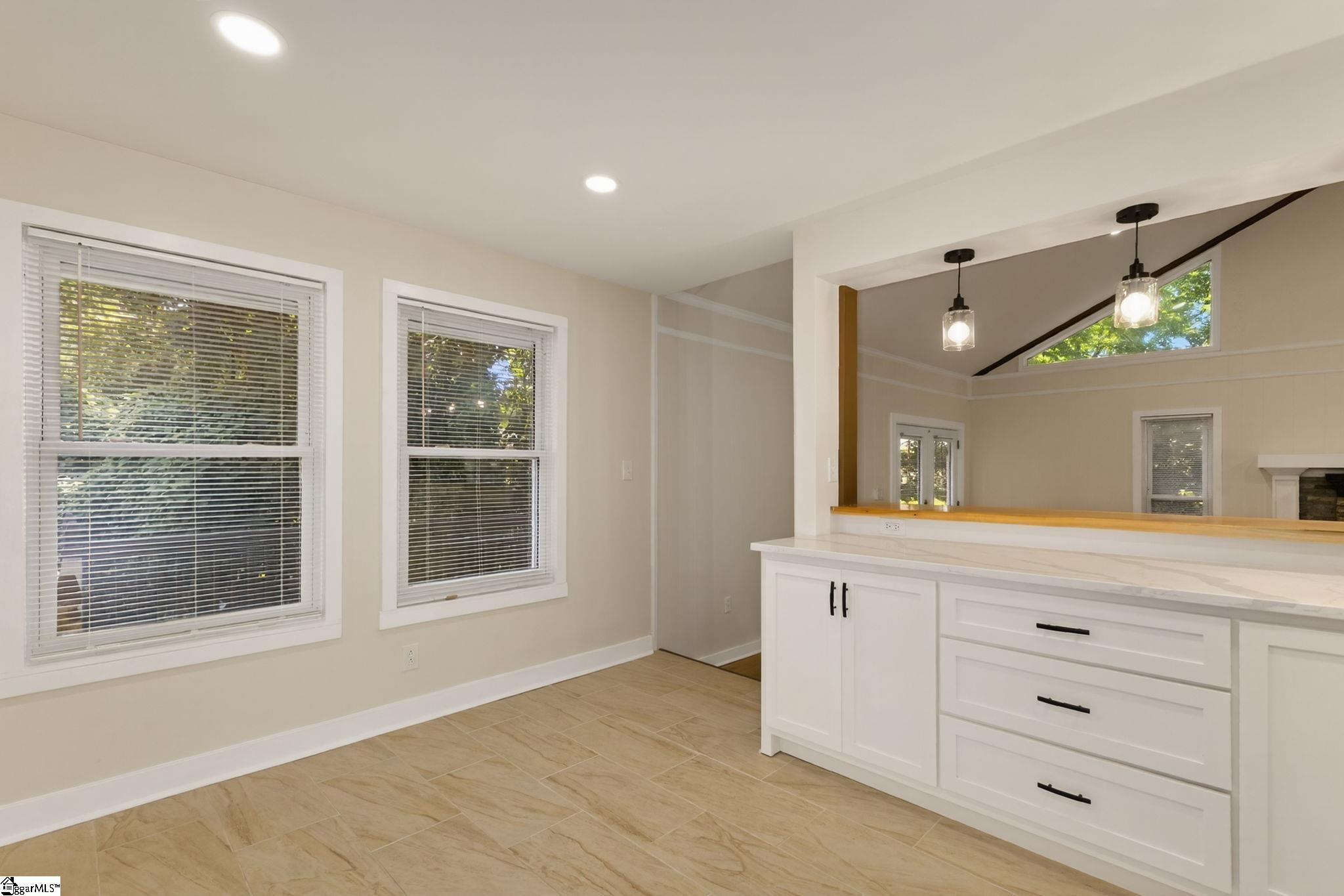 Taylors, South Carolina 29687, United States, 3 Bedrooms Bedrooms, ,2 BathroomsBathrooms,Residential,Active,157284