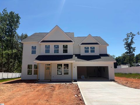 Photo of 1022 Devenger Road, Greer, SC 29650 (MLS # 1589022)