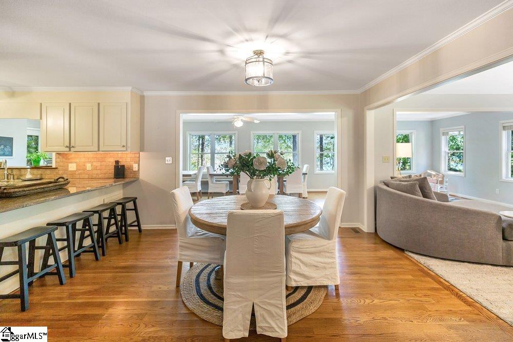 Anderson, South Carolina, 29625, United States, 5 Bedrooms Bedrooms, ,4 BathroomsBathrooms,Residential,Active,2045678
