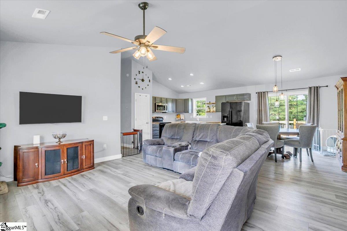 251 Heatherbrook Drive
