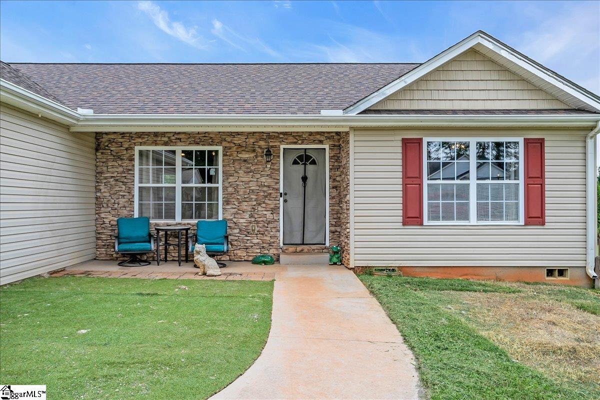 251 Heatherbrook Drive