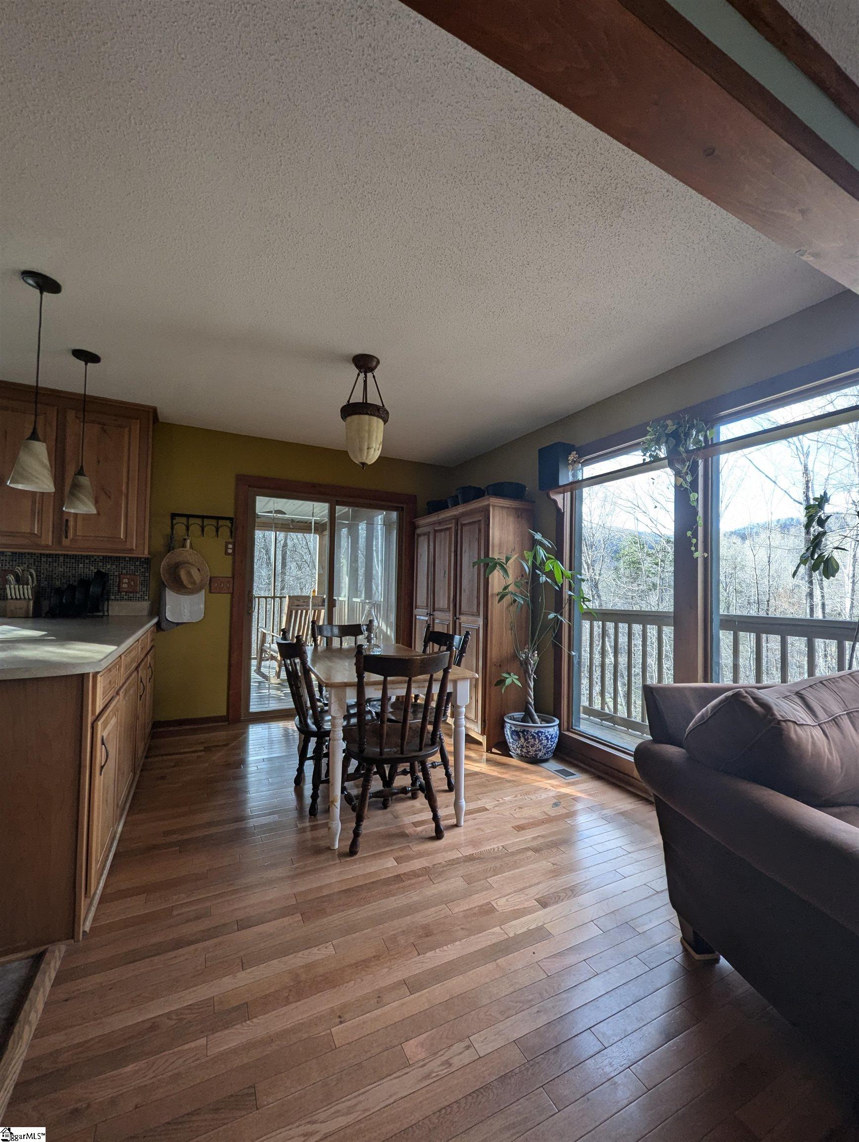 262 Belvoir Drive