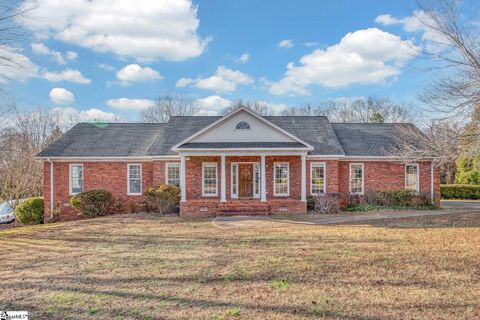 Photo of 123 Blairfield Court, Moore, SC 29369 (MLS # 1577964)