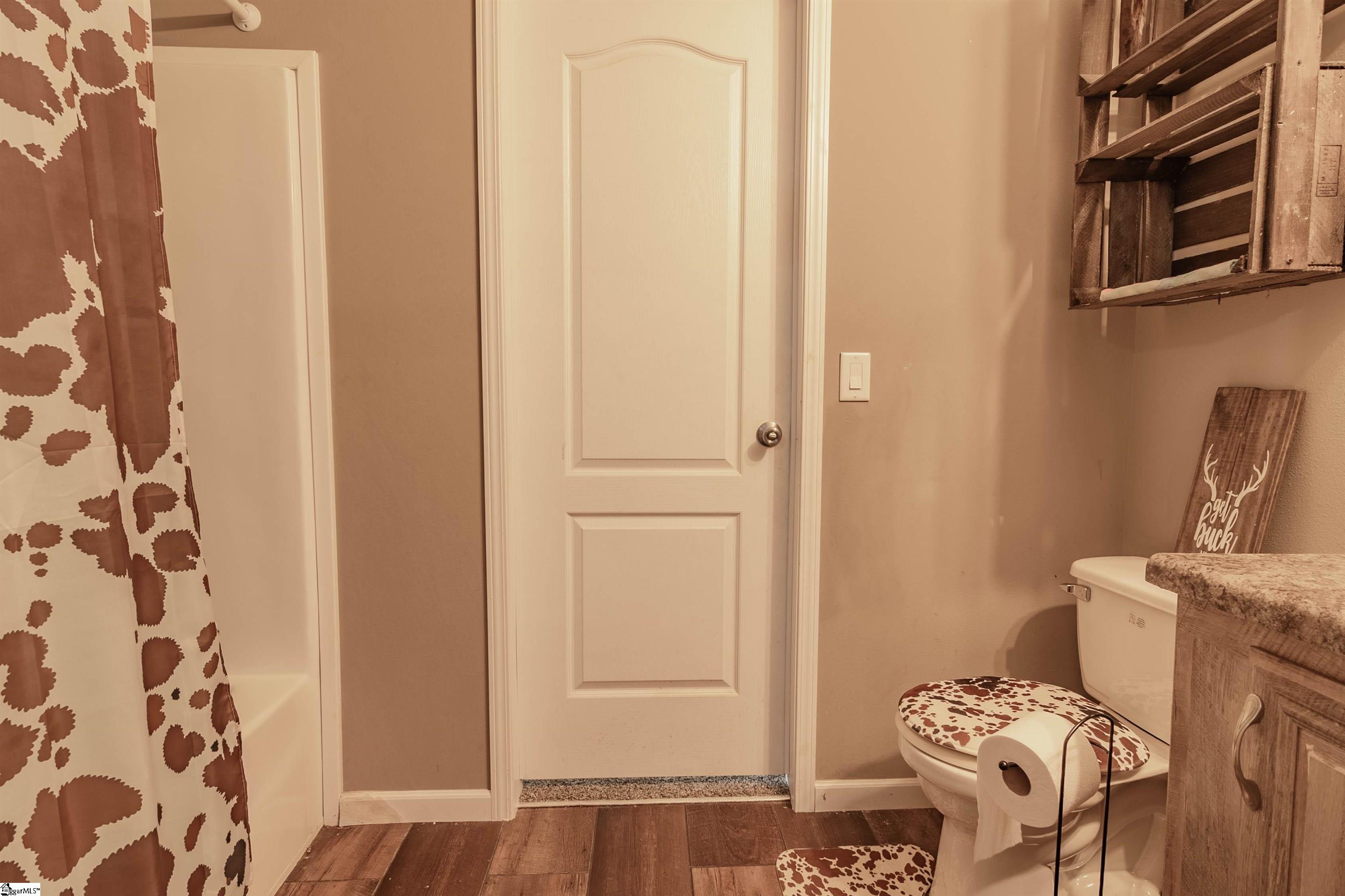 Travelers Rest, South Carolina 29690, United States, 5 Bedrooms Bedrooms, ,3 BathroomsBathrooms,Residential,Active,147009