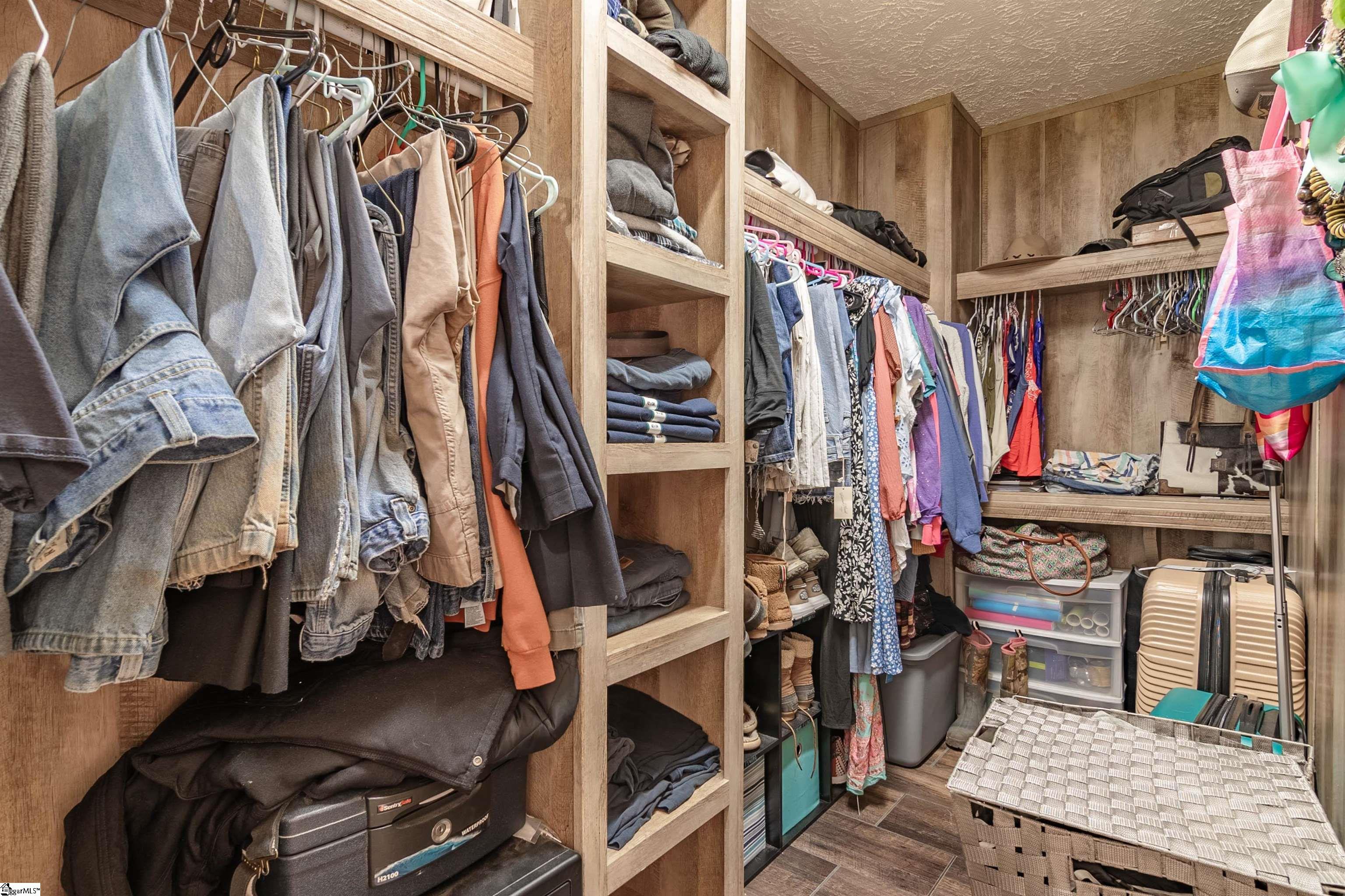 Travelers Rest, South Carolina 29690, United States, 5 Bedrooms Bedrooms, ,3 BathroomsBathrooms,Residential,Active,147009