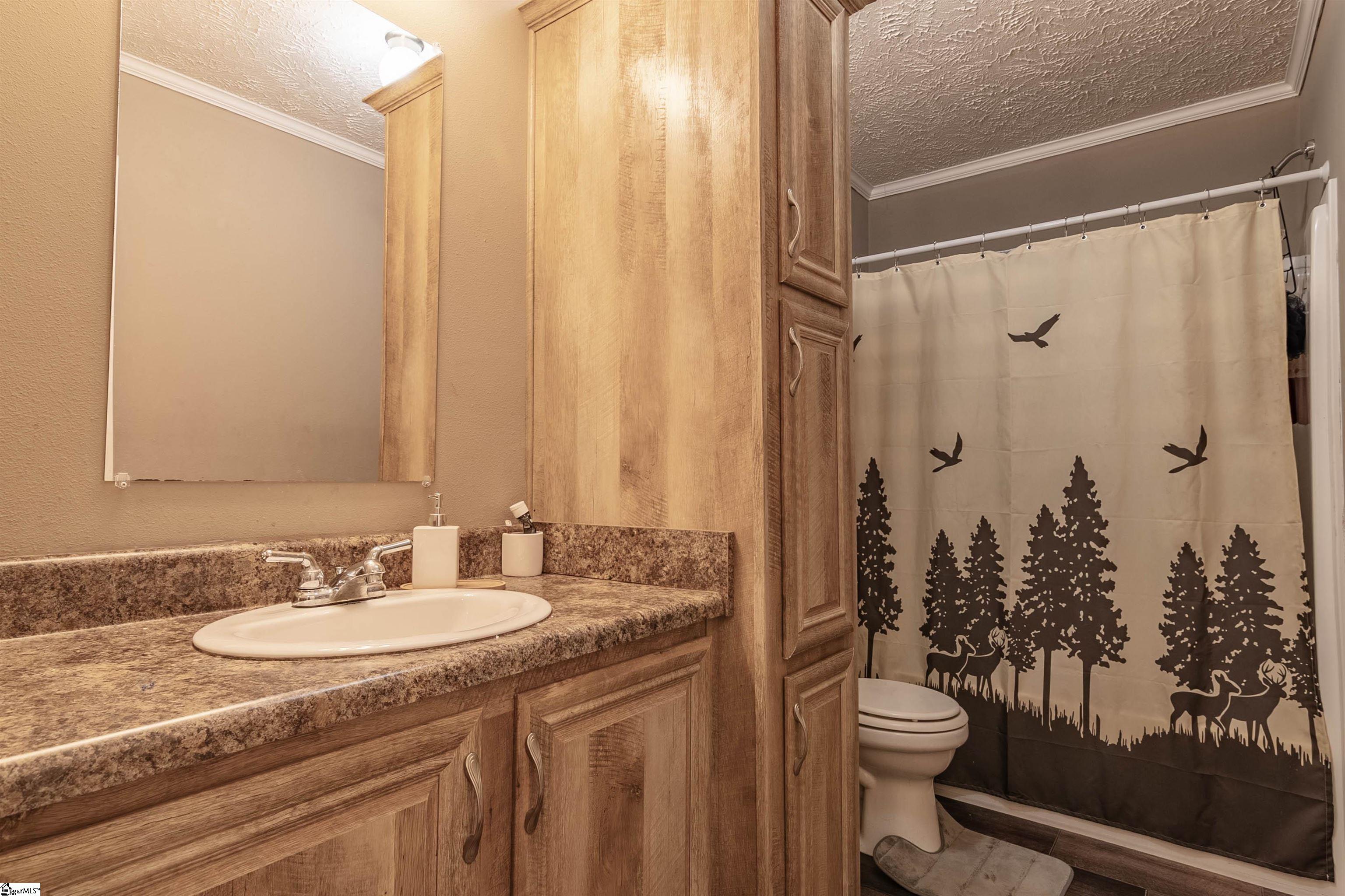 Travelers Rest, South Carolina 29690, United States, 5 Bedrooms Bedrooms, ,3 BathroomsBathrooms,Residential,Active,147009