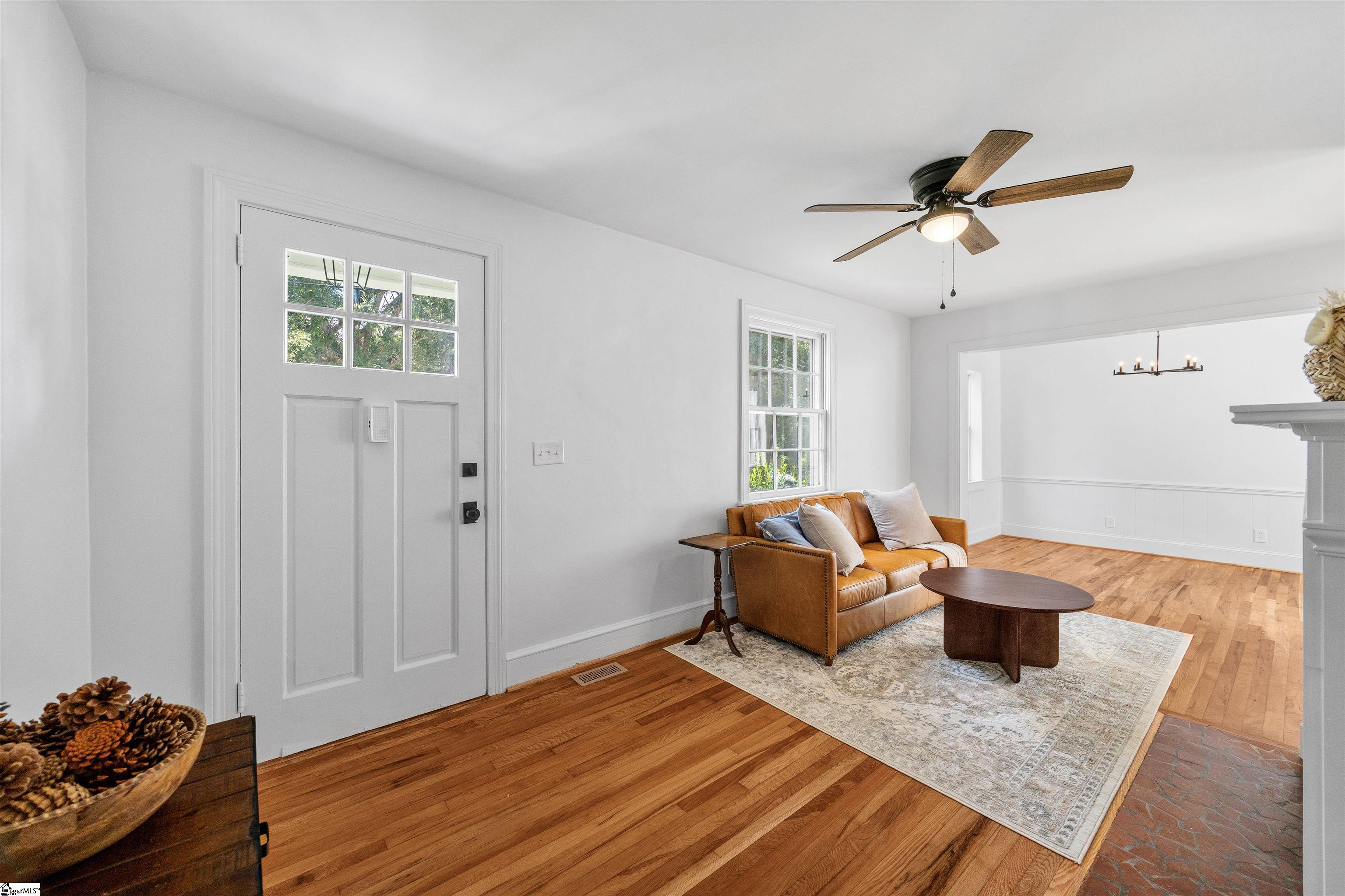 14 Tabor Street