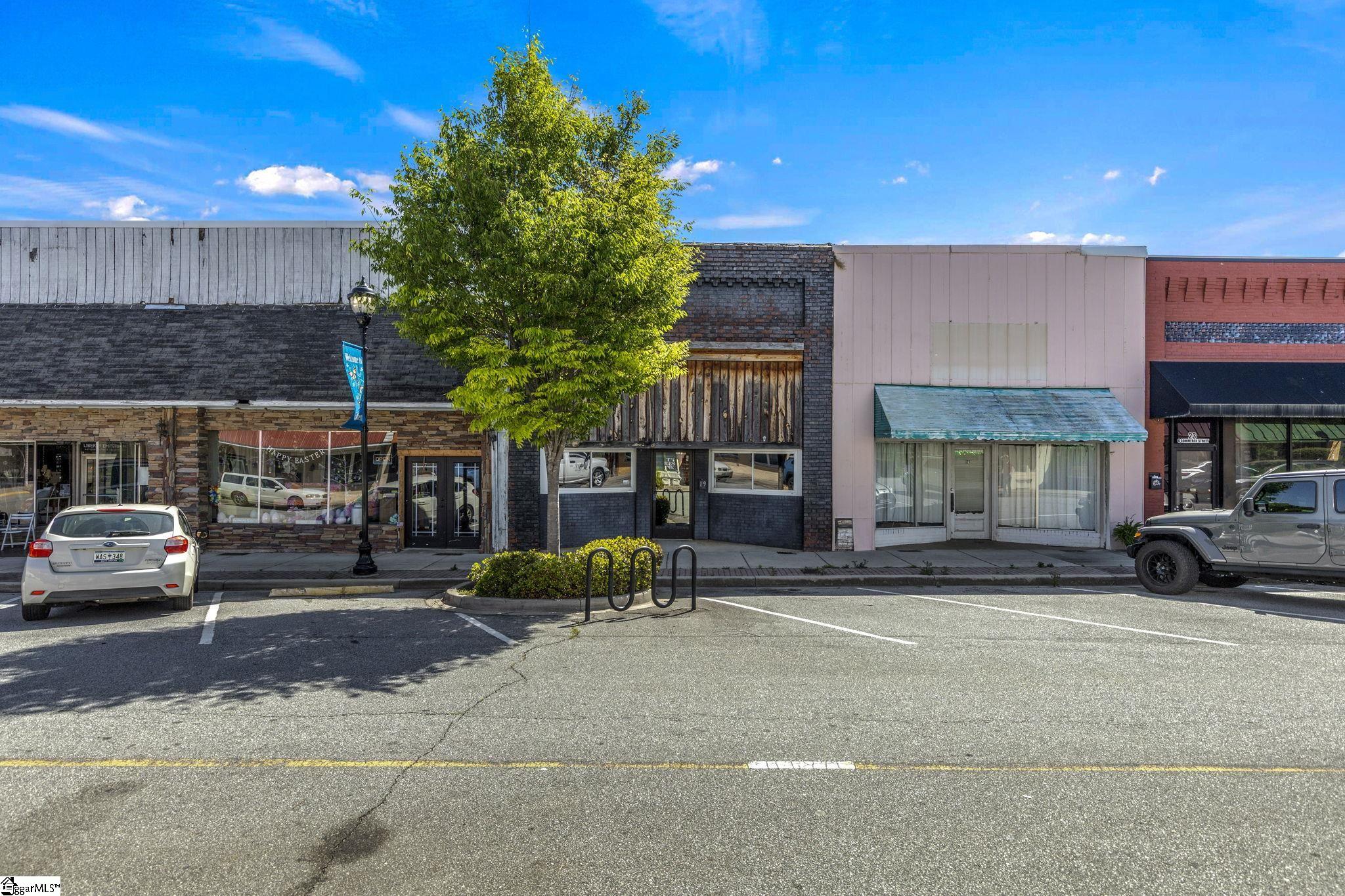 19 S Commerce Street