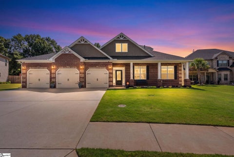 Photo of 425 Castleford Place, Simpsonville, SC 29681 (MLS # 1596478)