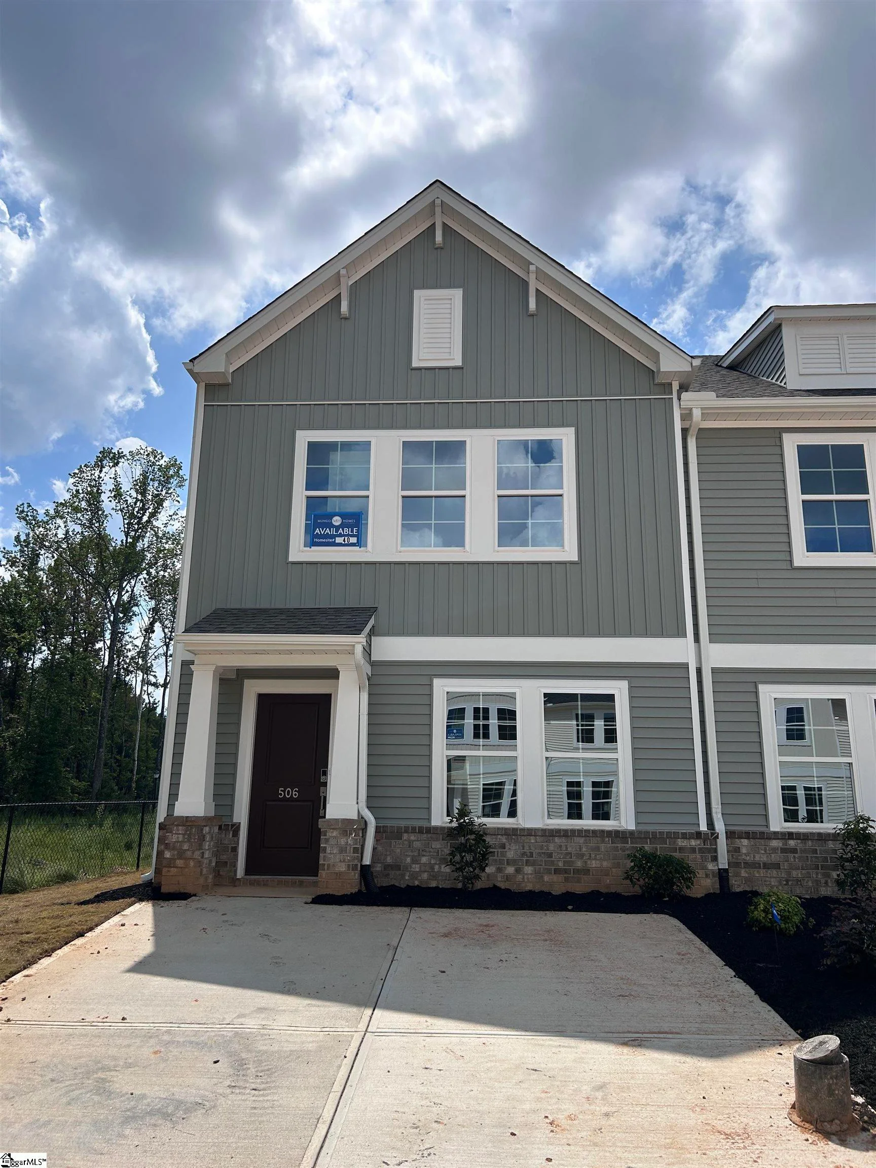 506 Fernleigh Trail