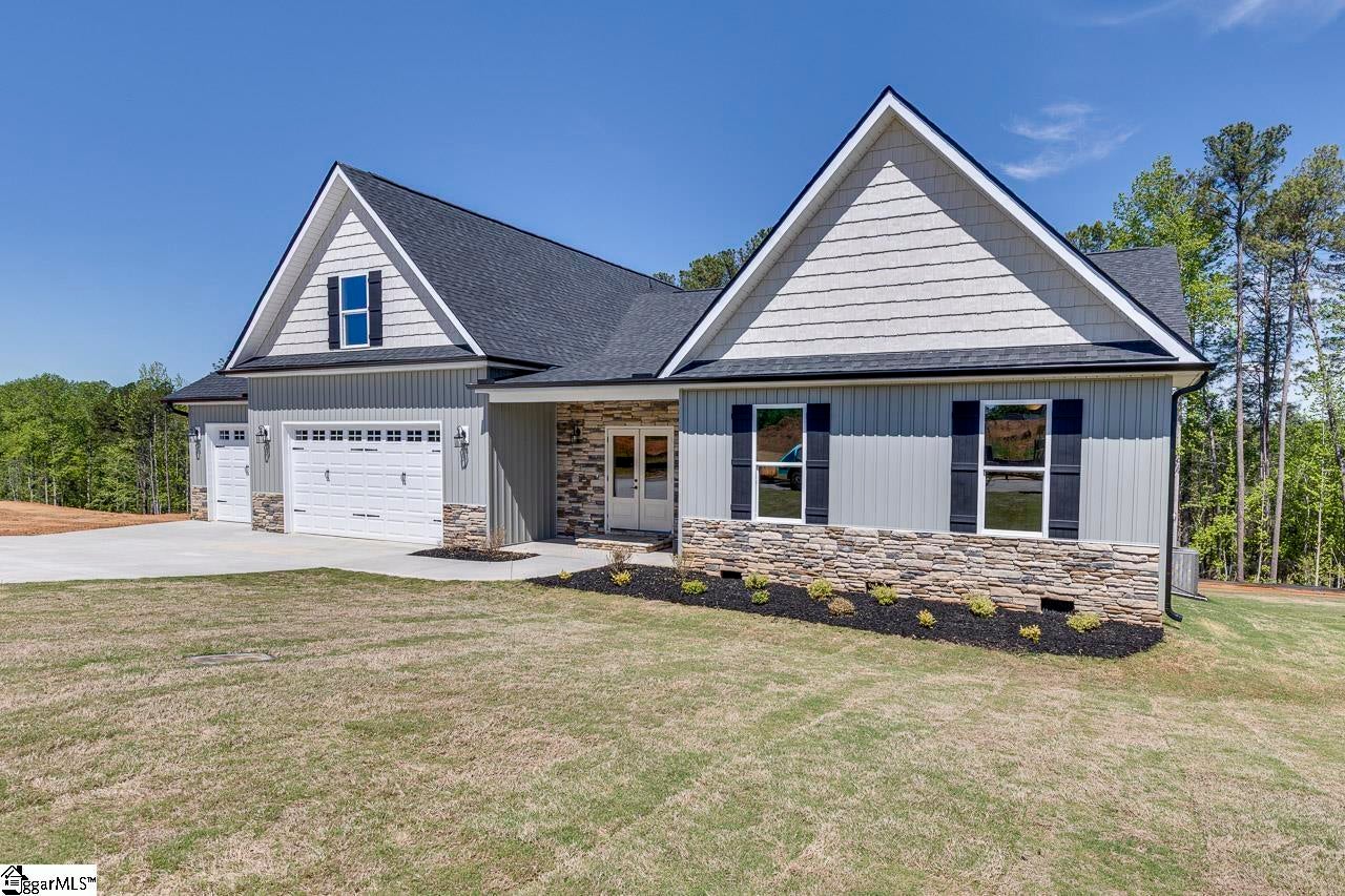 121 Hideaway Lane