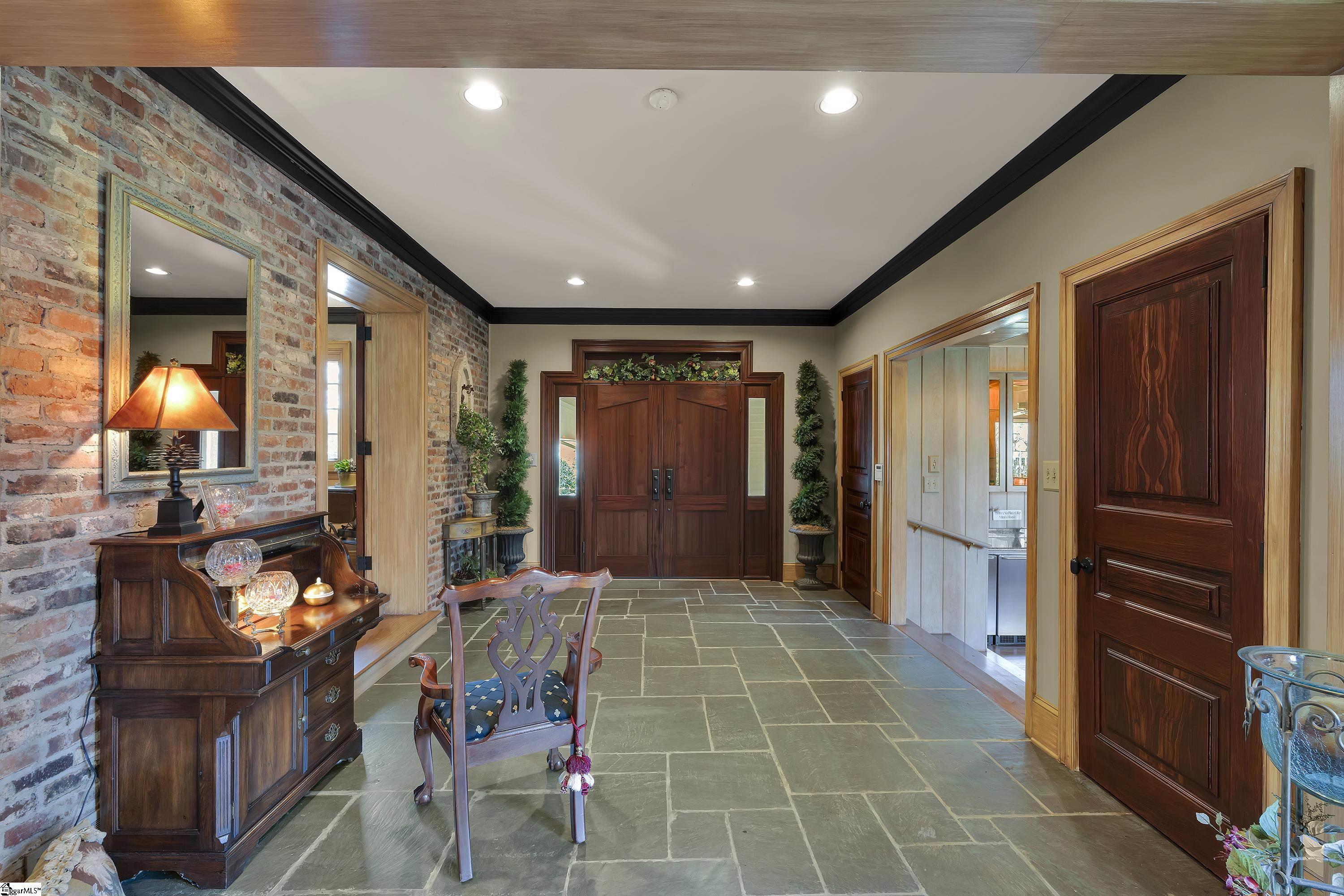 121 Montgomery Drive