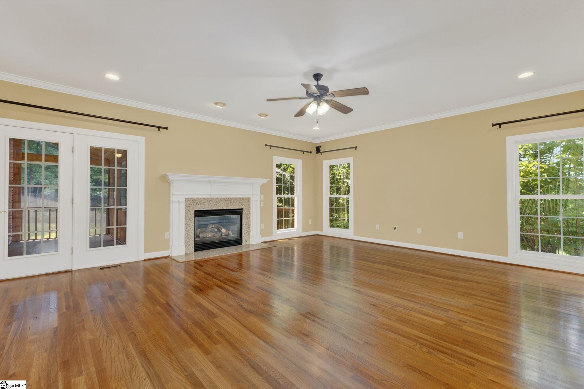 16 Woods Edge Court