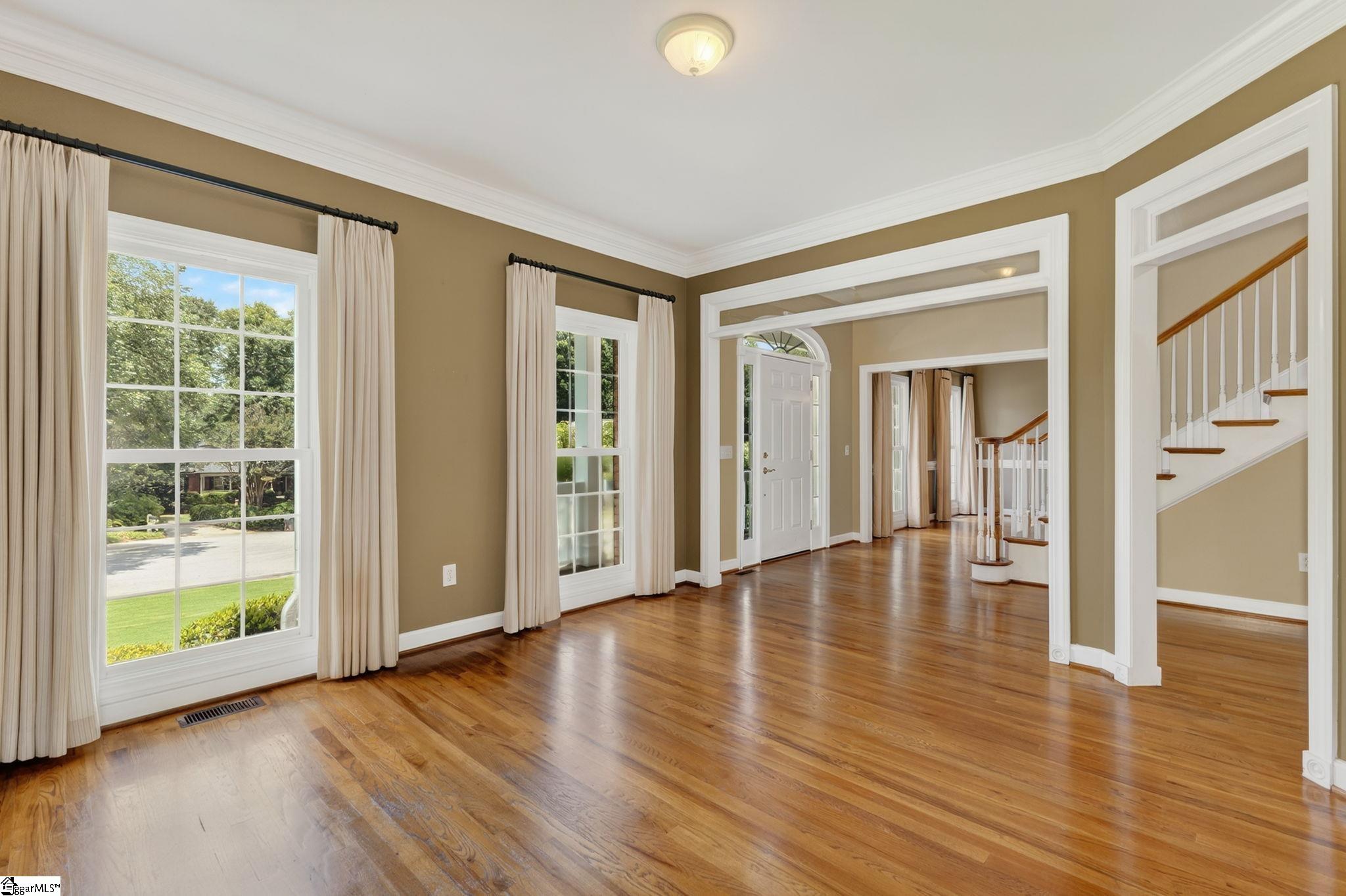 16 Woods Edge Court