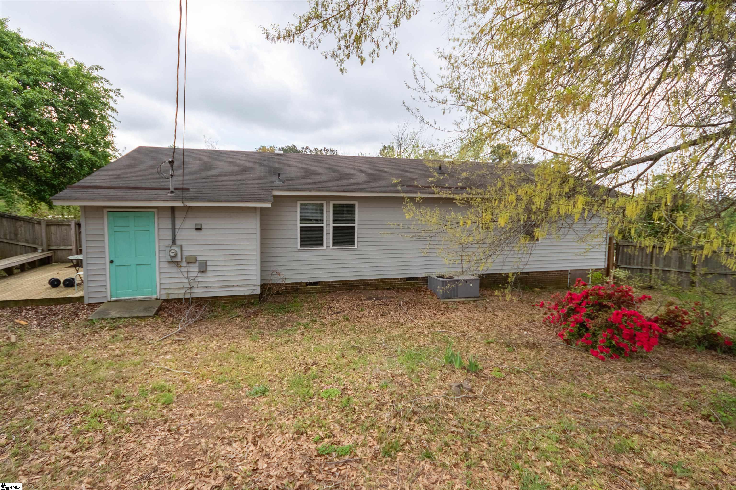 Easley, South Carolina 29640, United States, 3 Bedrooms Bedrooms, ,2 BathroomsBathrooms,Residential,Contingent,185839