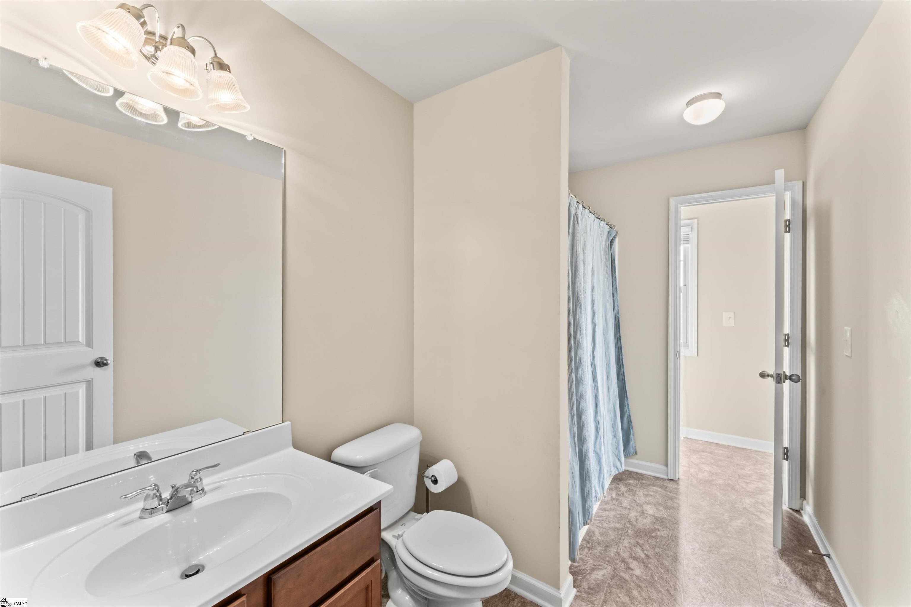 Belton, South Carolina 29627, United States, 4 Bedrooms Bedrooms, ,4 BathroomsBathrooms,Residential,Active,98373