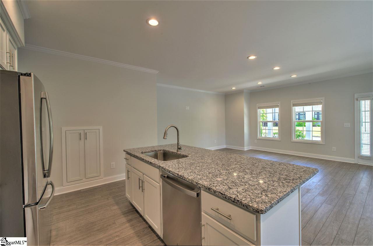 Greenville, South Carolina 29605, United States, 3 Bedrooms Bedrooms, ,3 BathroomsBathrooms,Residential,Active,95152