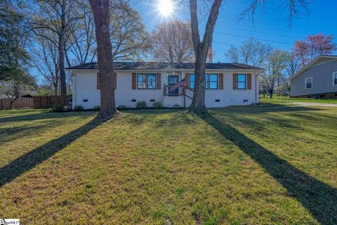 Photo of 106 Archdale Drive, Mauldin, SC 29622 (MLS # 1585086)