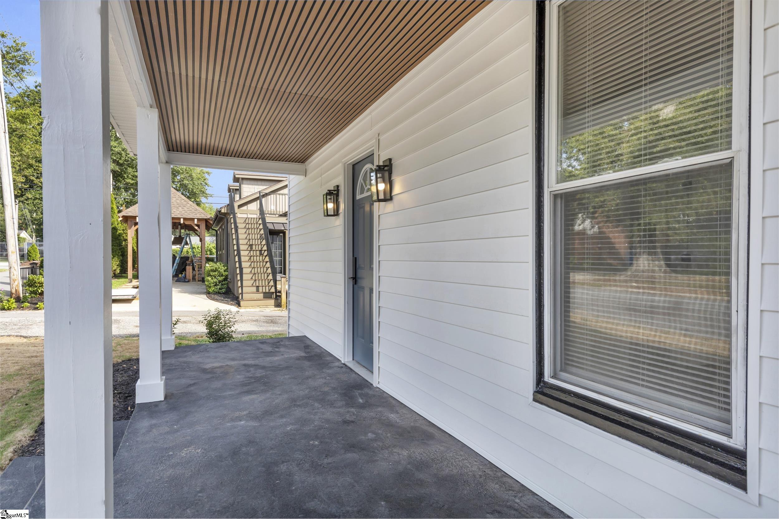 101 Ellison Circle
